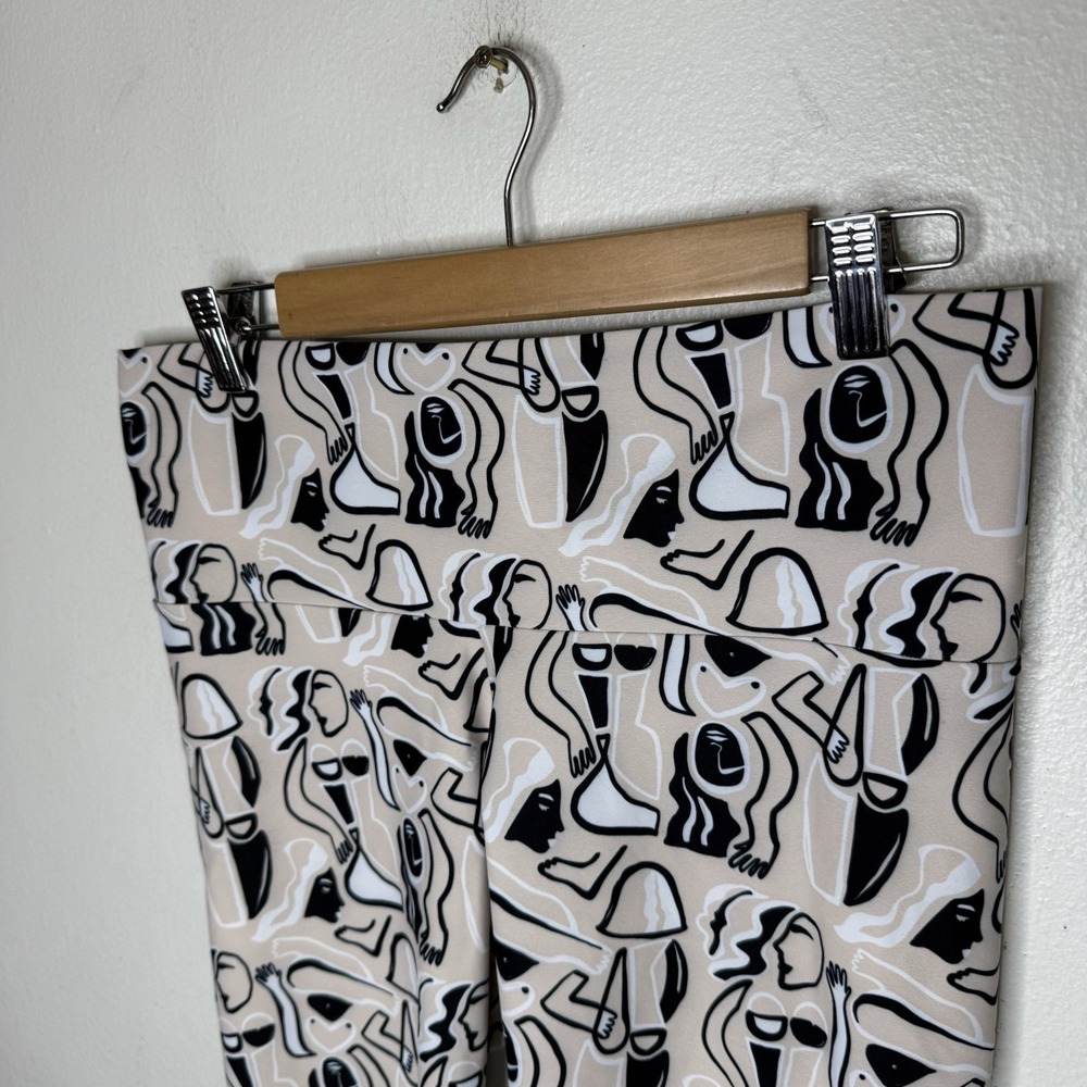 Dazey LA Cream‎ Black Abstract People Biker Shorts Minimalist Womens XL - Picture 2 of 10